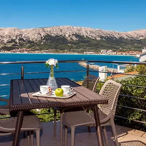 Apartment Kricin Ii, Baška